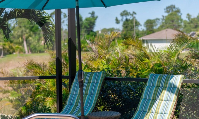 Rotonda Lakes House | Outdoor Shower, Lanai, Heated Pool, 4 TVs, PRIVATE, 10 MI to Beach