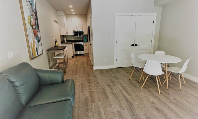 Ouray Hotel | Outlaw Inn Unit 1. Modern, newly remodeled unit. Steps from Main Street!