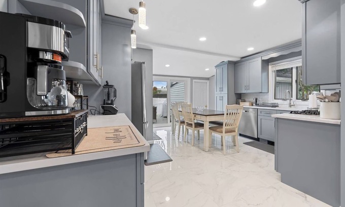 East Massapequa House | Outstanding 3-bedroom house in Amityville