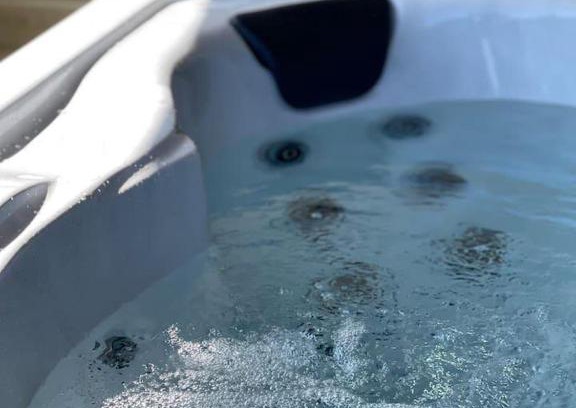 Omagh House | Outstanding holiday cottage In Sixmilecross Omagh