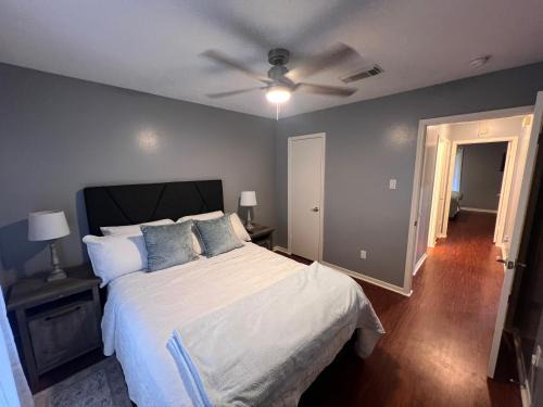 Almont Apartment | Outstanding house in Spring, Texas