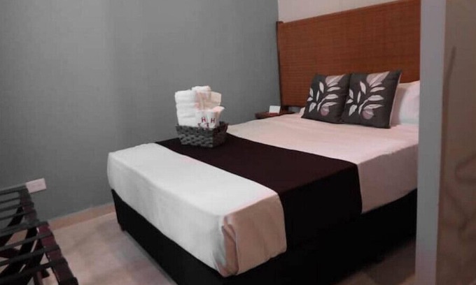 Downtown Cancun Apartment | Outstanding Loft AC, WiFi 60MB, Kitchen, Bathroomn