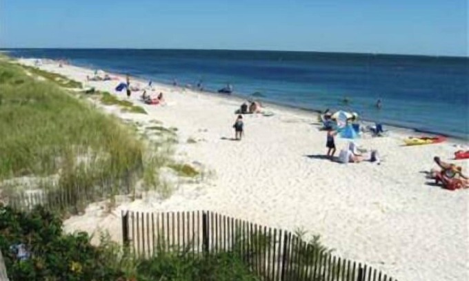 West Yarmouth House | Outstanding Rental Home In Gated Great Island Ocean Club (2338)
