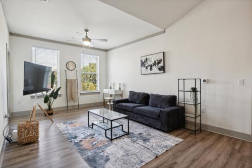 Farragut Apartment | Overlook 4302 I Stunning 2bd2bth Apt I Pool
