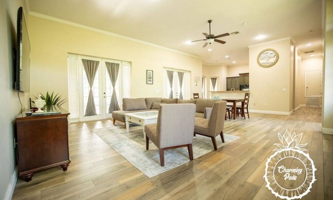 Oviedo House | Oviedo Charmer - Heated Pool - Close to everything