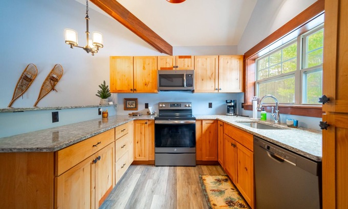 Wilmington House | Owaissa Oasis: 3 mins to Whiteface, 13 to Placid, very family friendly, lake.
