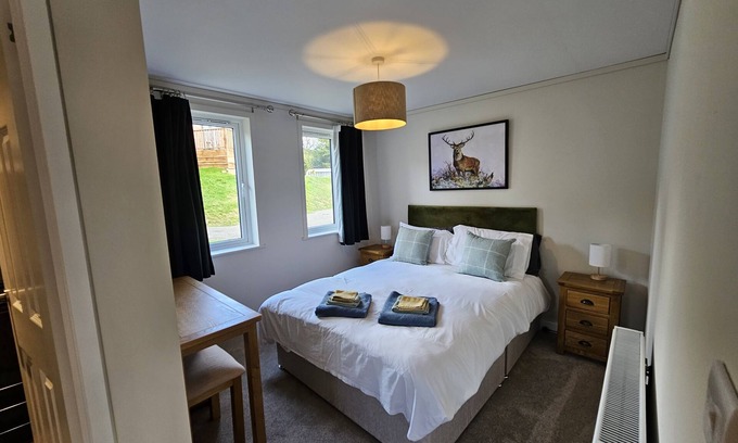 Liskeard Apartment | Owl Lodge - 2 Bedrooms - Dog Friendly