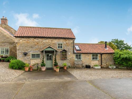 Scawton House | Owl's Nest