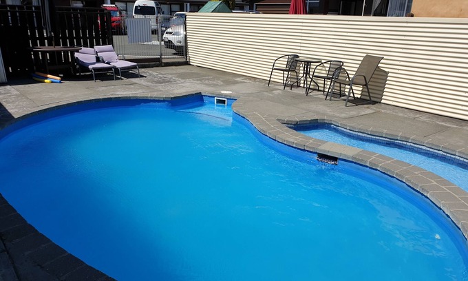 Richmond Apartment | Oxford Court Motel