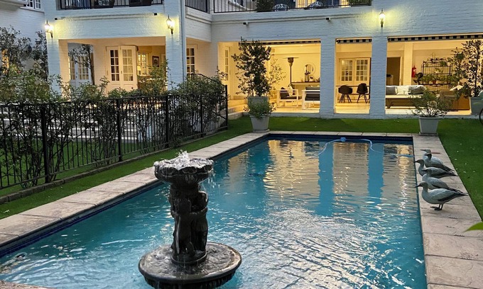 Greater Johannesburg Metropolitan Area Hotel | Oxford Healthcare Retreat