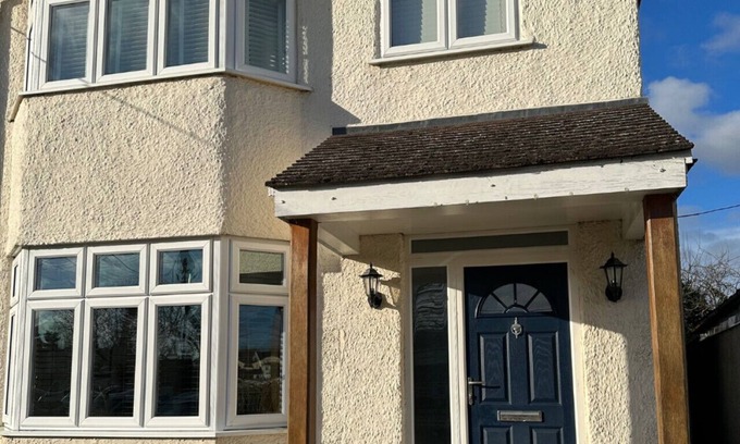 Kidlington House | Oxford Kidlington 6 Bed 5 mins to Oxford Parkway