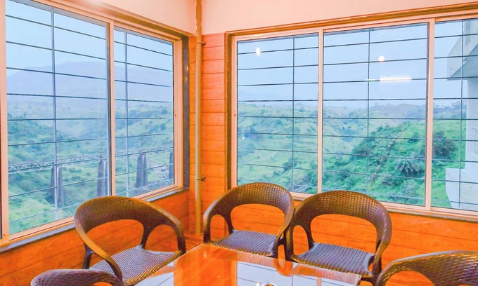 Igatpuri Hotel | Oxi Valley Resort