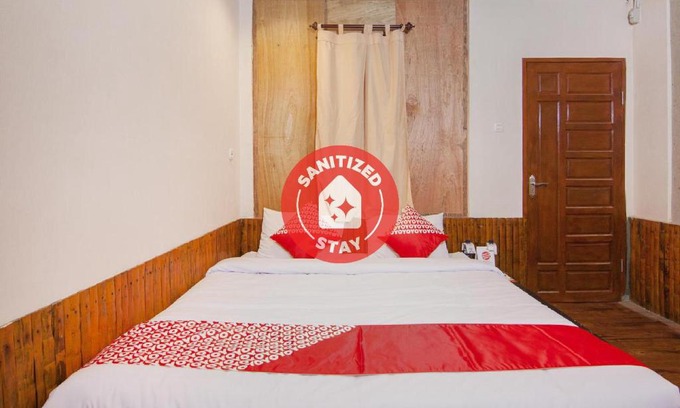 North Padang Lawas Hotel | OYO 1543 Sibayak Ncole