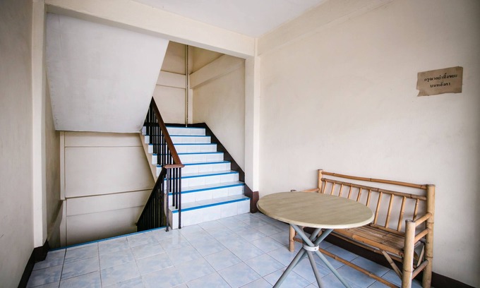 Phasi Charoen Hotel | OYO 525 MRT Phetkasem 48 Place