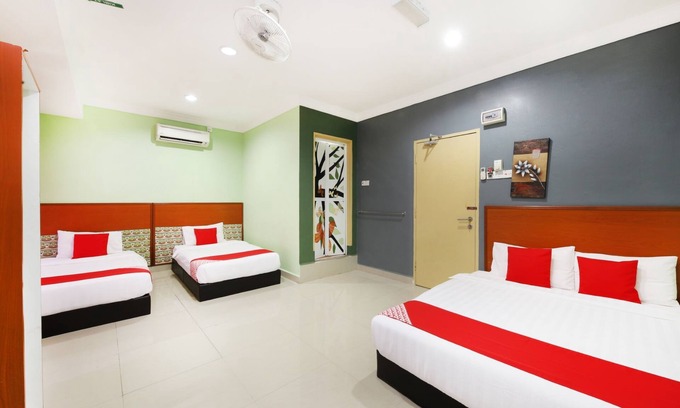 Peramu Permai Hotel | OYO 720 Corridor Hotel 2