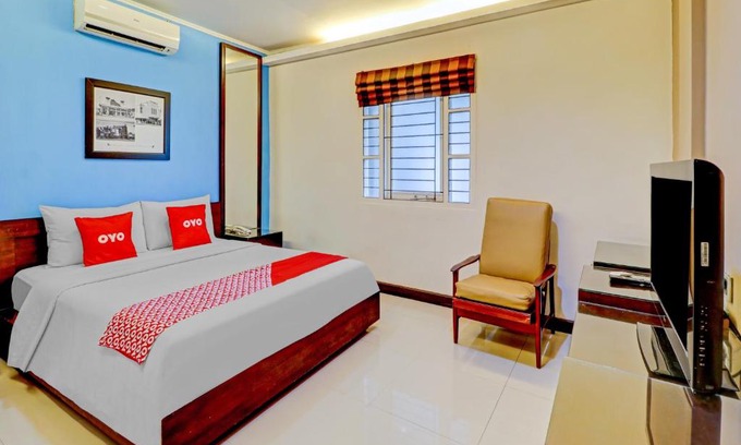 Malabar Hotel | OYO 90278 Hotel Sepuluh Buah Batu Bandung
