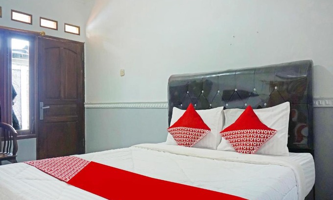 Cigombong Hotel | OYO 90369 An Nur Family Homestay Syariah