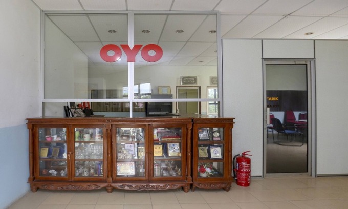 Pasir Puteh Hotel | OYO 90441 Cz Traveler's Hotel