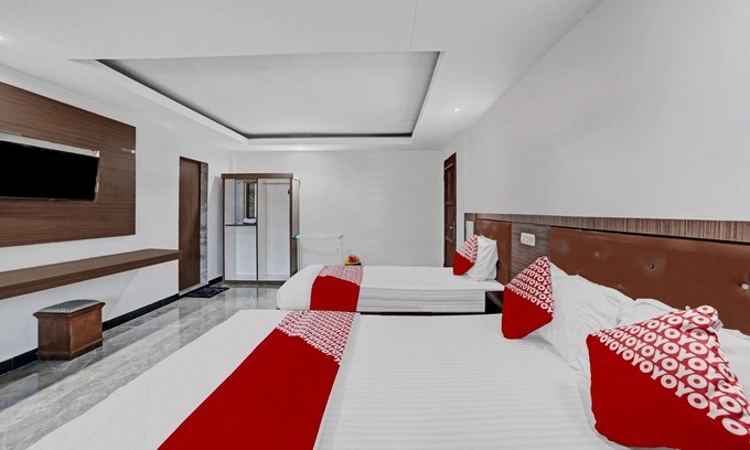 Lhokseumawe Hotel | OYO 90487 Wisma Kuta Karang Baru
