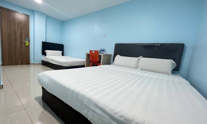 Kampung Stampin Hotel | OYO 90789 Stutong Point
