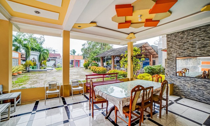 Tanjung Balai Hotel | OYO 90980 Al Karim Syariah