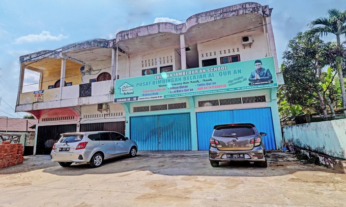 Jambi Hotel | OYO 92808 Kost Nino Telanaipura