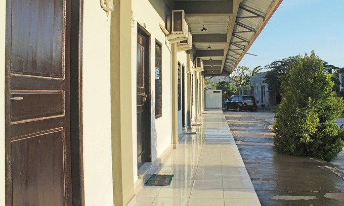 Kupang Hotel | OYO 92961 Amor Kost