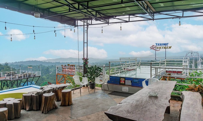 Rajabasa Hotel | OYO 93812 Tebing Vieatnam
