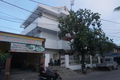 Tetebatu Hotel | OYO 94020 Lia Kost Syariah Near Perkuburan bontonompo kahar muzakkar