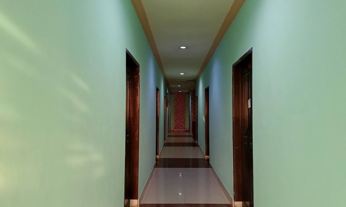 Tetebatu Hotel | OYO 94168 Pondok Akhmal 2 Near Kantor Desa Pattinoang