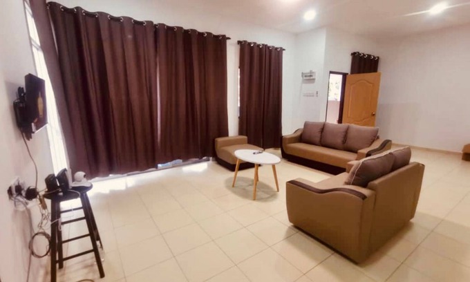 Serom House | OYO Homes 90524 Dj Pegaso Serom Homestay