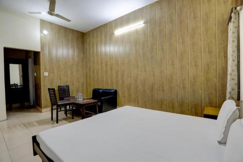 Bathinda Hotel | OYO Hotel Friday's