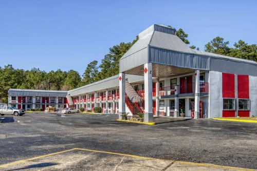 Pineville Hotel | OYO Hotel Pineville LA Hwy 165