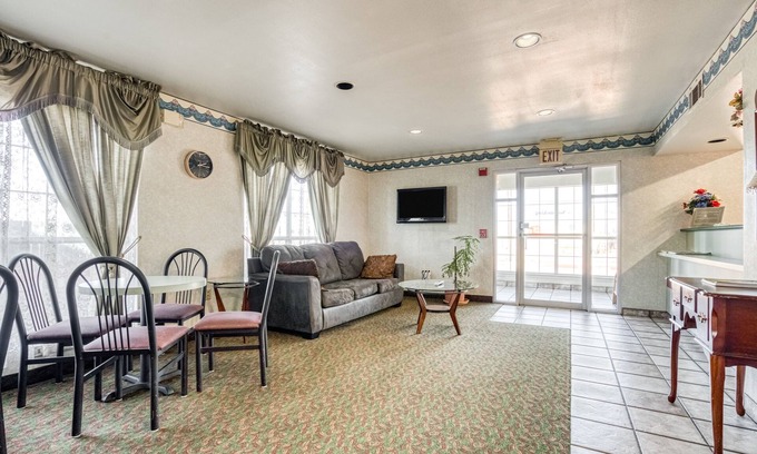 Wichita Falls Hotel | OYO Hotel Wichita Falls I-44 Sheppard Airforce