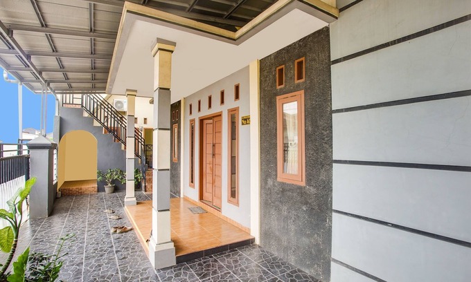 Bandar Lampung House | OYO Life 3005 Kost Rumaisha Syariah