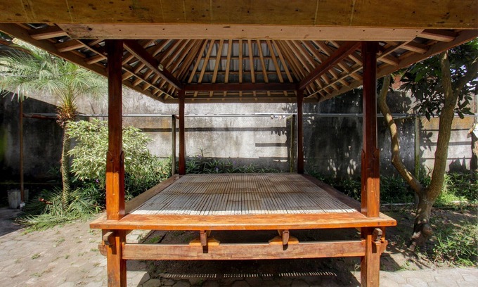 Muncan Hotel | OYO Life 92829 Kos Insan Madani