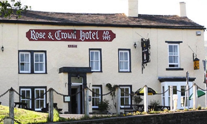 Bainbridge Hotel | OYO Rose & Crown Hotel