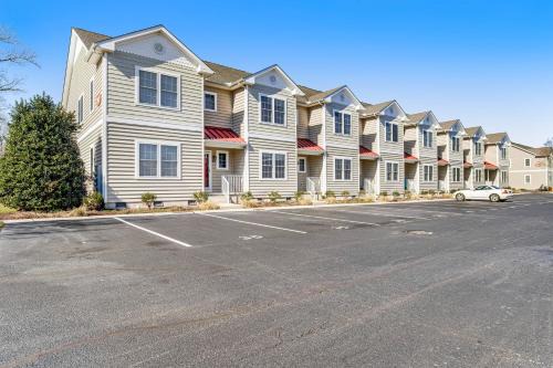Rehoboth Beach House | Oyster Bay Villas - 20411 Jeb Dr Unit #37