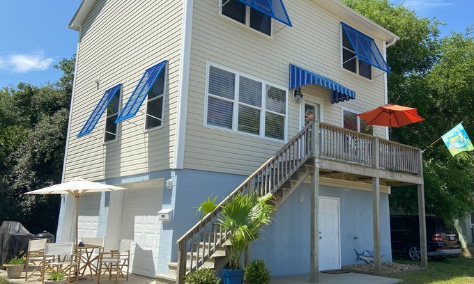 Morehead City House | Oyster Shack by the Bay/4 minutes to Morehead City Waterfront/Big Rock Landing