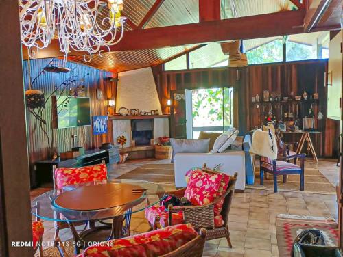 Paranagua House | Pátio Caiçara, Hospedagem, Eventos , Recepções