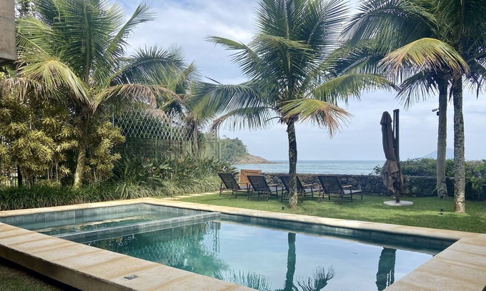 Barra do Una House | Pé na Areia de Cinema in Barra do Una designed by Arq Decio Tozzi