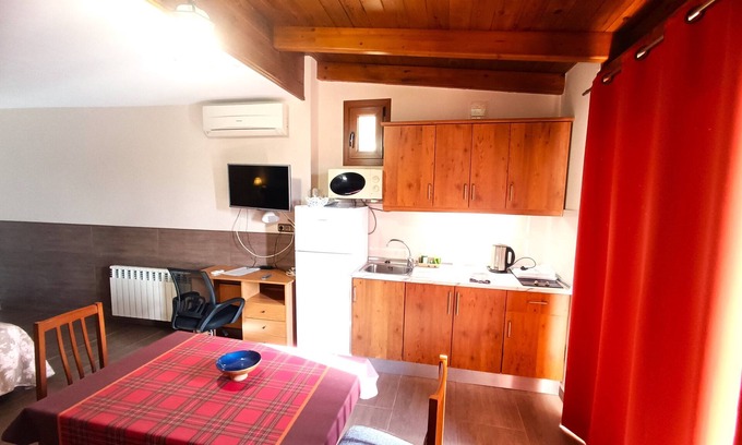Cerrado de Calderon Apartment | P-2 Superior Studio with large terrace and excellent views