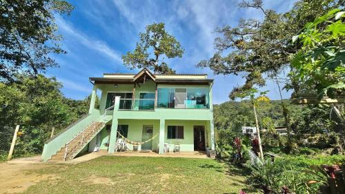 Ubatumirim House | Pacífico Sul Suítes