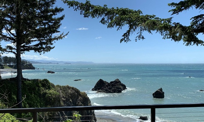 Harbor Villa | Pacific Edge Oceanfront Luxury Home with staircase to secluded sandy beach