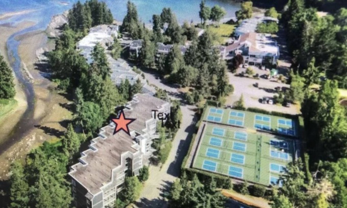 Regional District of Nanaimo Condo | Pacific Shores-Creekside Retreat 2 Bed/2 Bath-Private Beach-Not Crowded!
