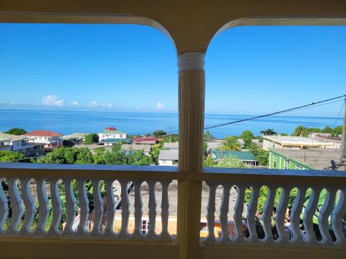 Barroui Apartment | Pacific View Apartment