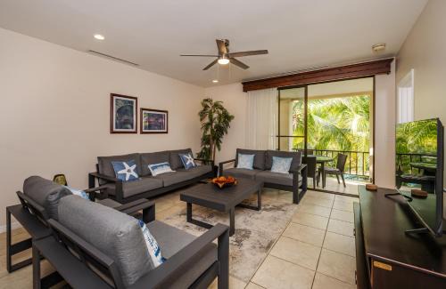 Coco House | Pacifico L108 3br Resort-style Condo Coco