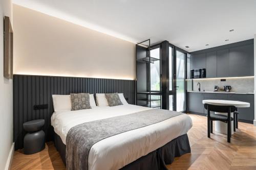 Adelfas Apartment | Pacifico Suites near Retiro