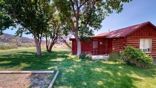 Spanish Valley House | Pack Creek ~ Trails End