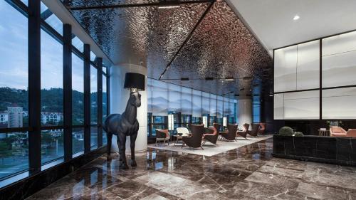 Luogang Hotel | Paco Hotel Jinfeng Metro Guangzhou-Free Shuttle Bus For Canton Fair-Self-service laundry